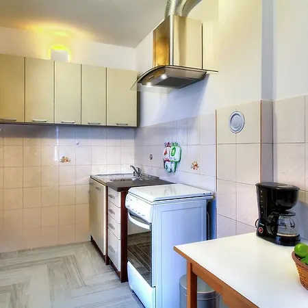 Apartmen Lea Daire